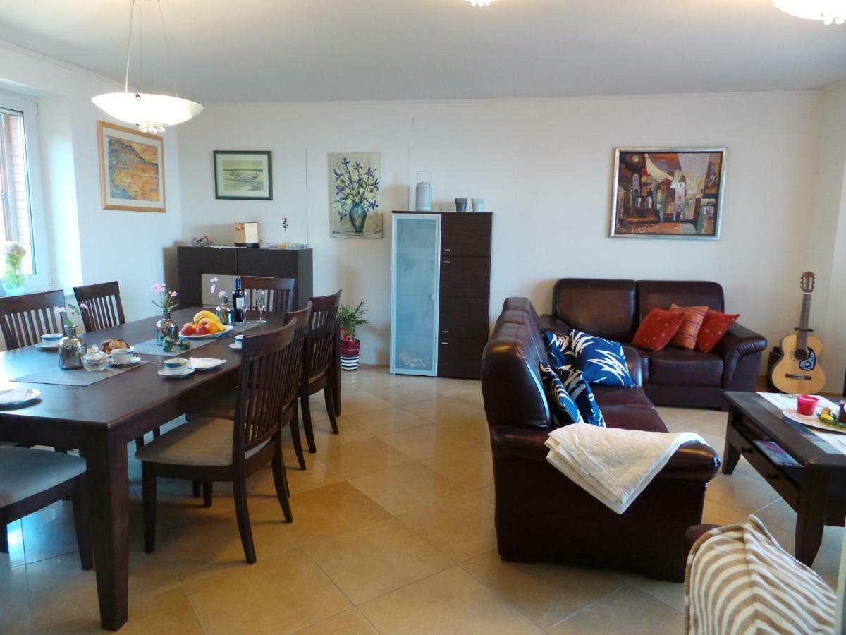 Apartments Rita Lovran Extérieur photo